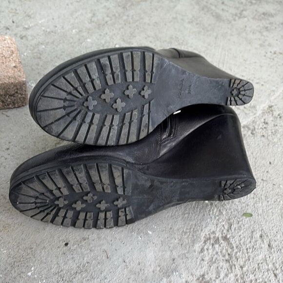 Prada Vitello ankle boots - Picture 9 of 10